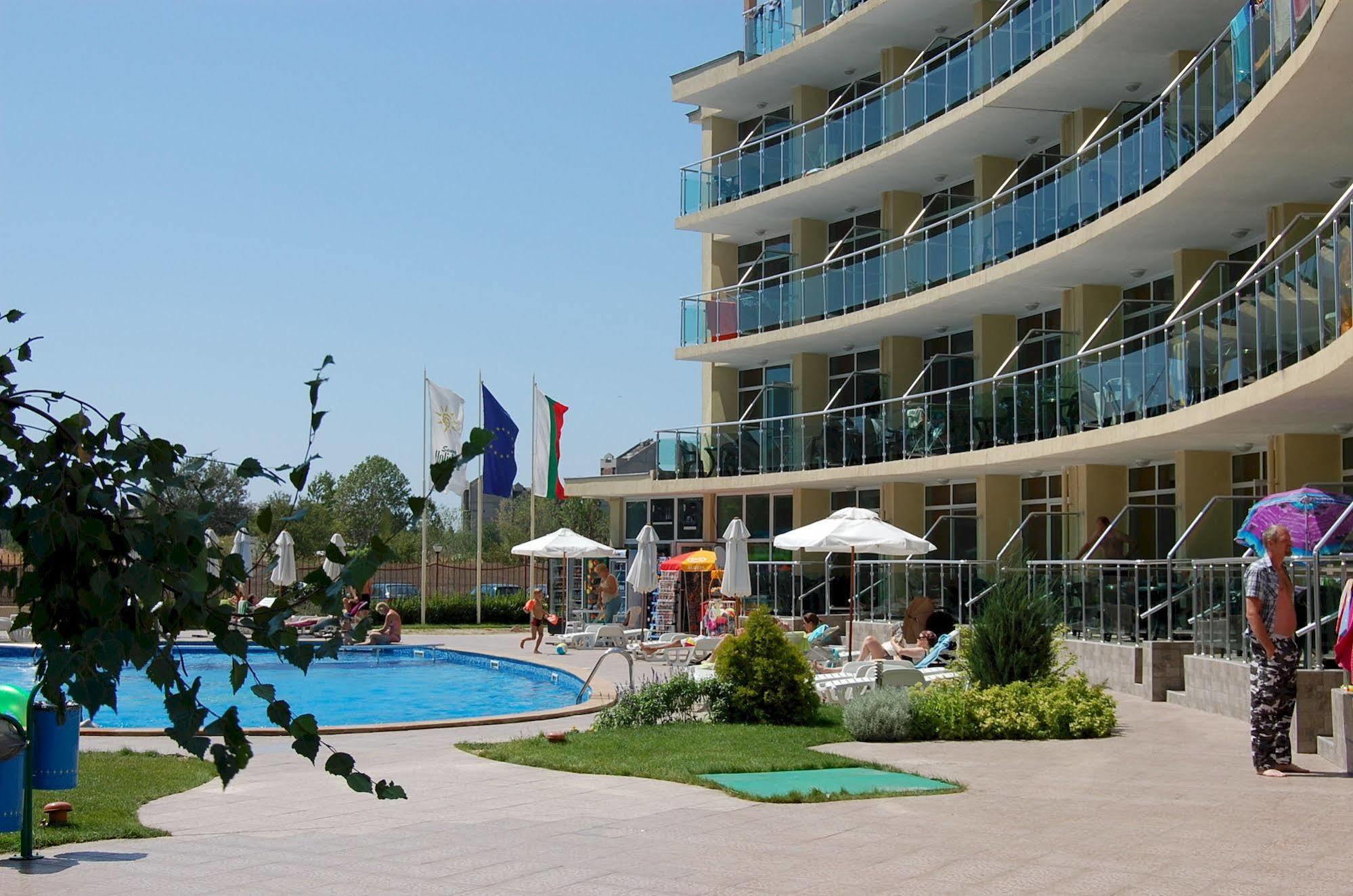 Julia Family Apartments 써니비치 외부 사진