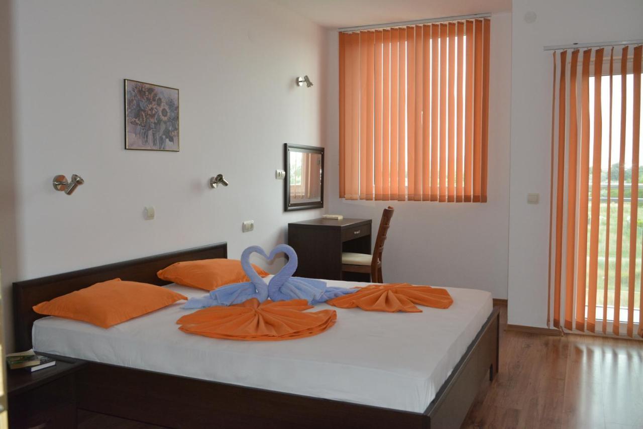 Julia Family Apartments 써니비치 외부 사진